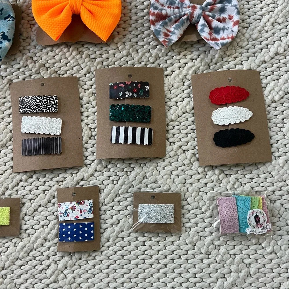 Large lot of Boutique Girl’s Hair Bows & Barrettes New With Tags $108 Retail